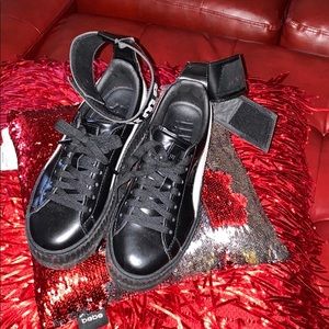 Fenty puma platform sneakers! Excellent condition!